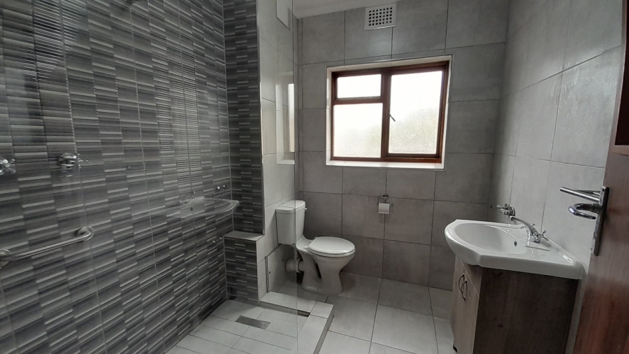 2 Bedroom Property for Sale in Kenilworth Western Cape